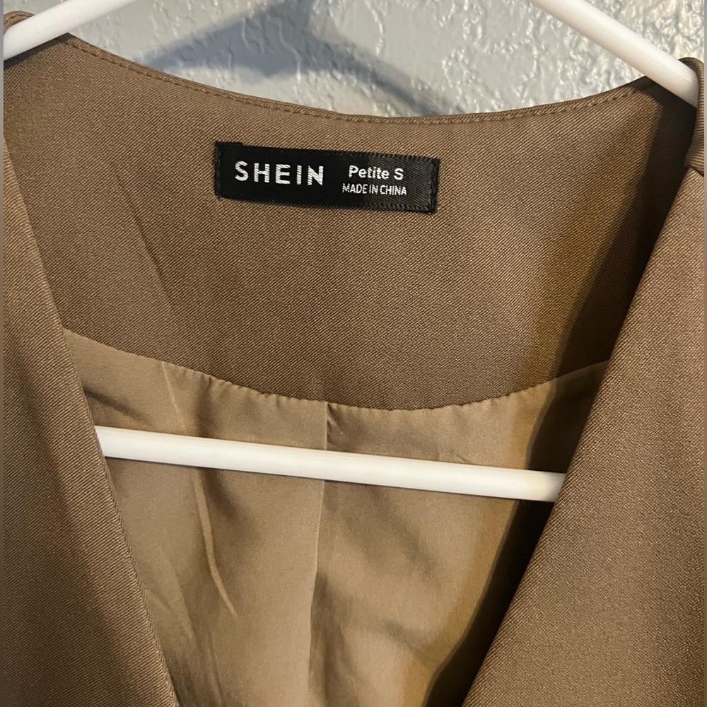 SHEIN Women’s Vest - Picture 2 of 4